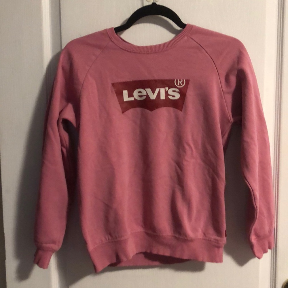 Levi’s crewneck